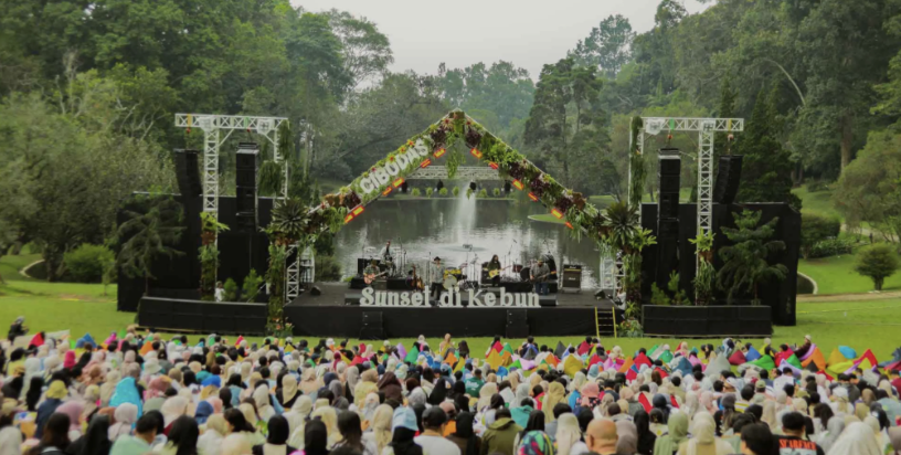 Senja Akustik di Titik Nol